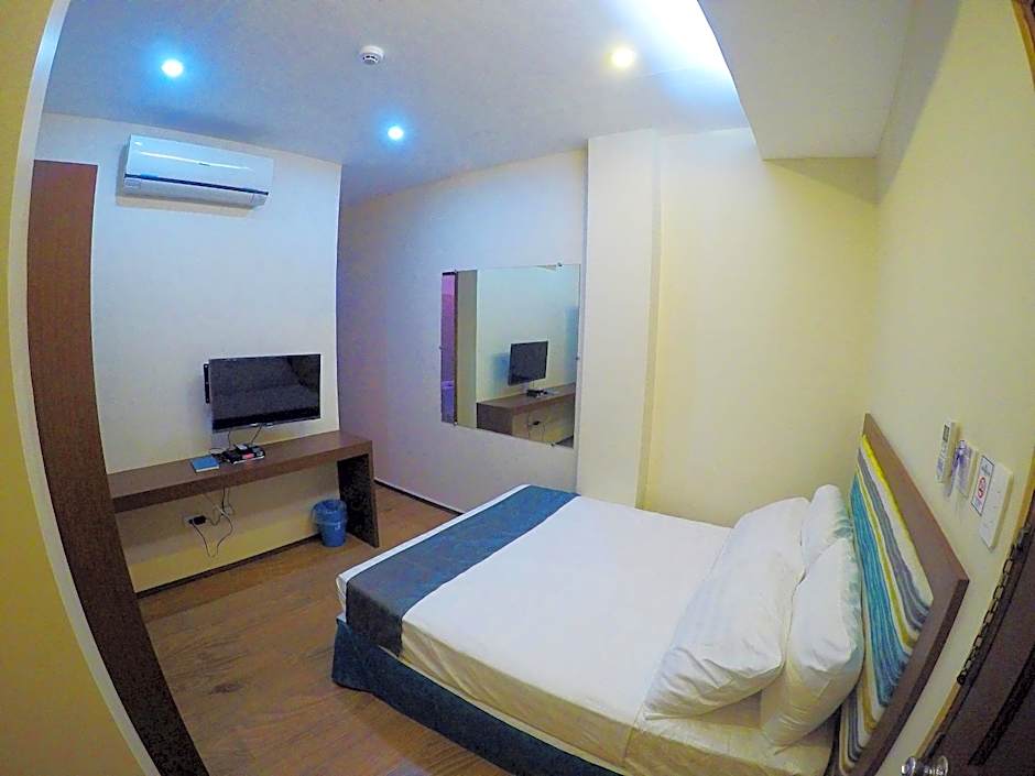 Photo 1 of 4 of Deluxe Studio