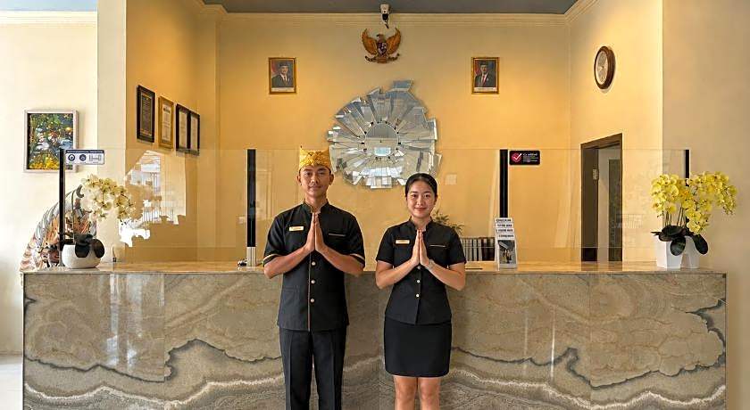 Mahkota Hotel Genteng