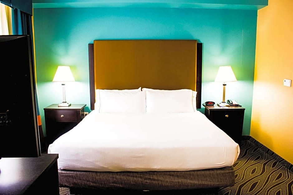 Holiday Inn Express & Suites Havelock Northwest New Bern By IHG