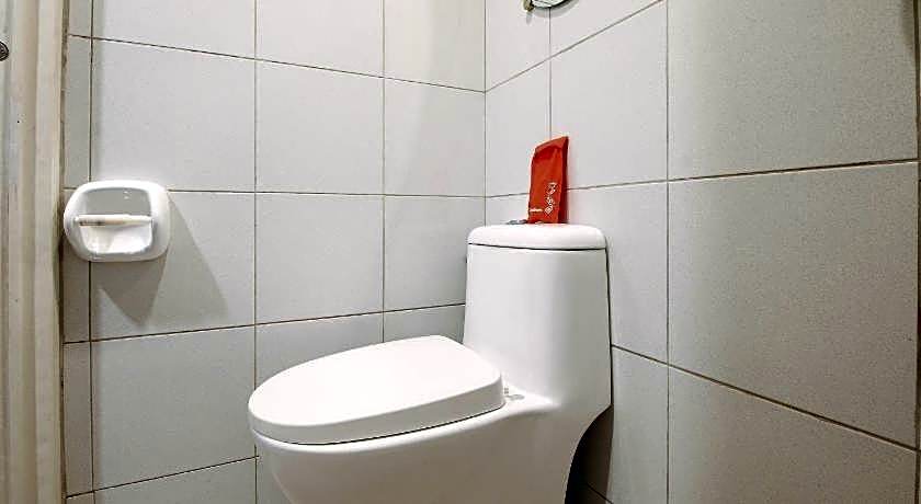 RedDoorz @ D'Little Egg Hostel Pangasinan