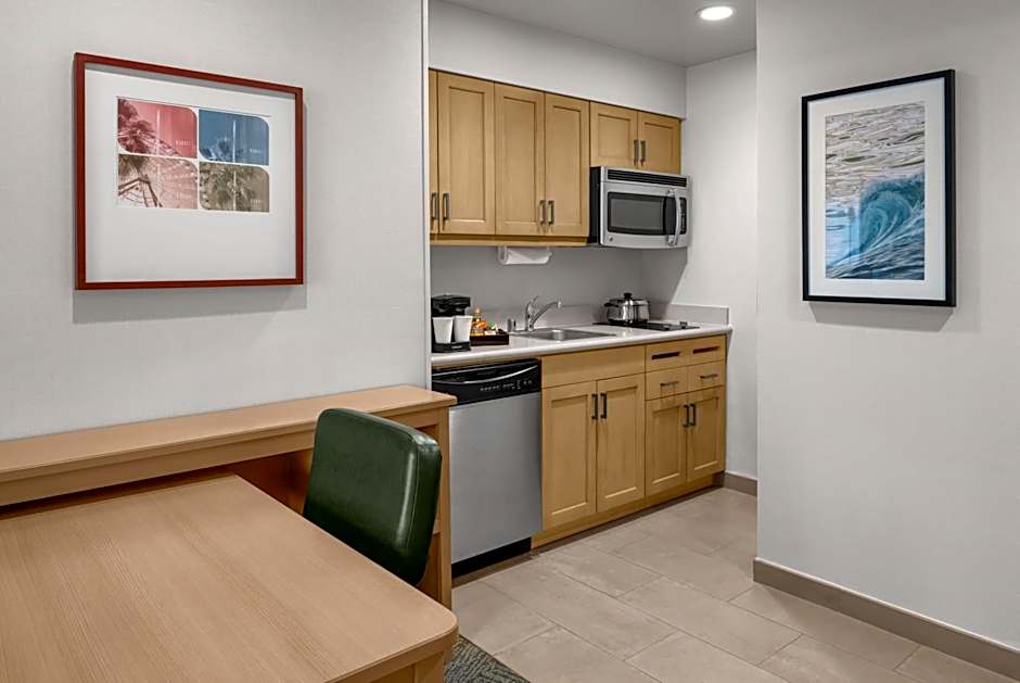 Homewood Suites by Hilton Anaheim Resort