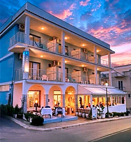 Hotel Jonic