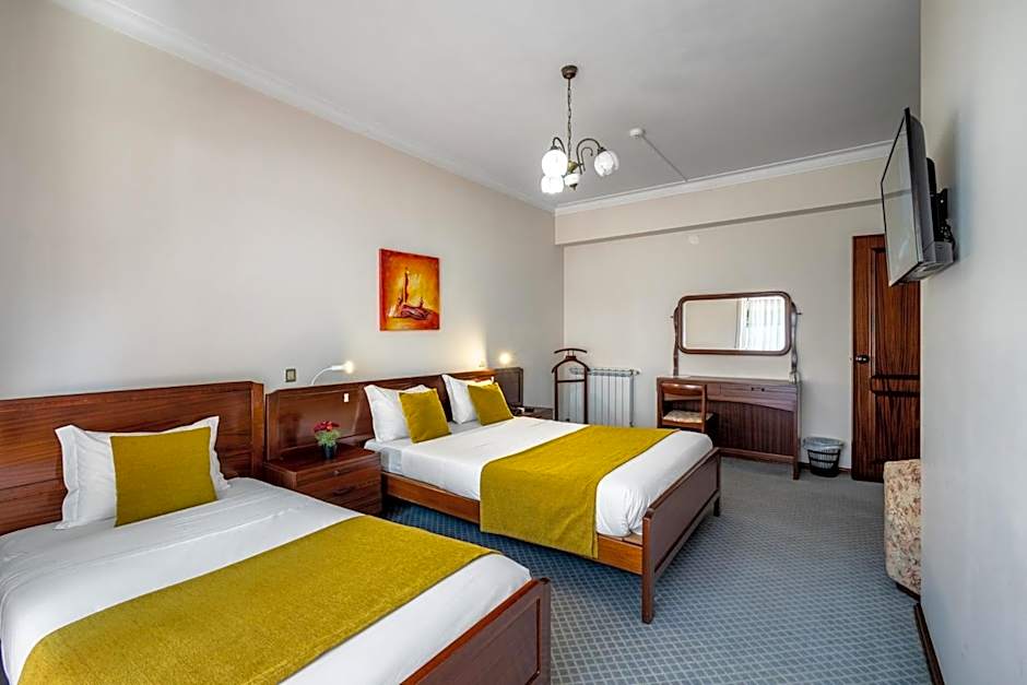 Hotel Colmeia