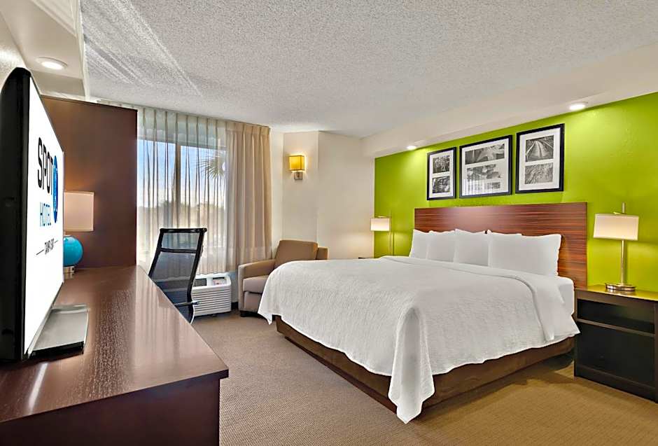 Spot X Hotel Wesley Chapel - Tampa Area