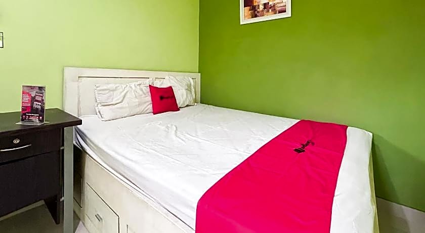 RedDoorz Syariah Near SMA N 6 Palembang