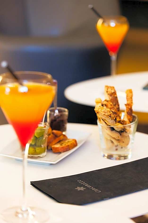 Hôtel Carcarille Restaurant Le C