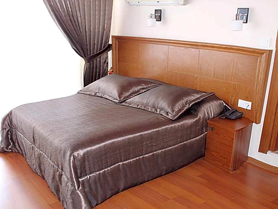 Ucem Hotel Golden Sea