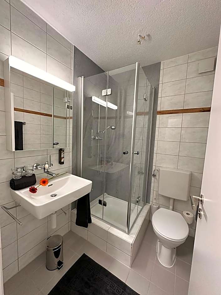 Business Hotel Riverside