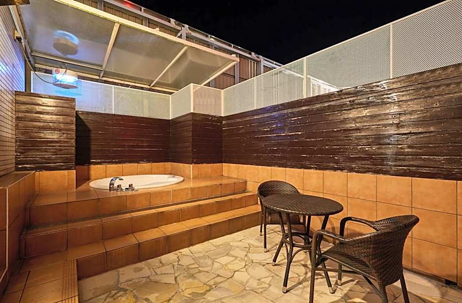 Hotel Christmas (Leisure Hotel)
