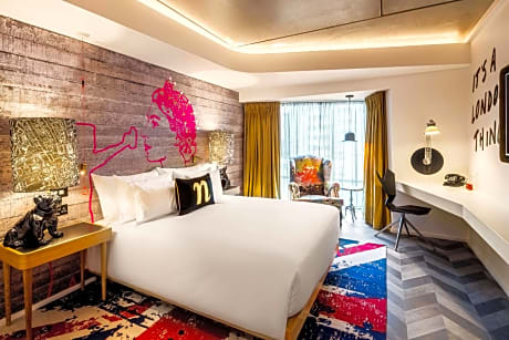 nhow Deluxe Premium Room