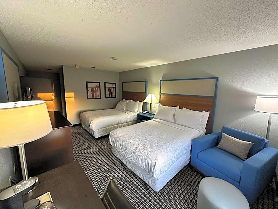 AmericInn by Wyndham Reedsburg