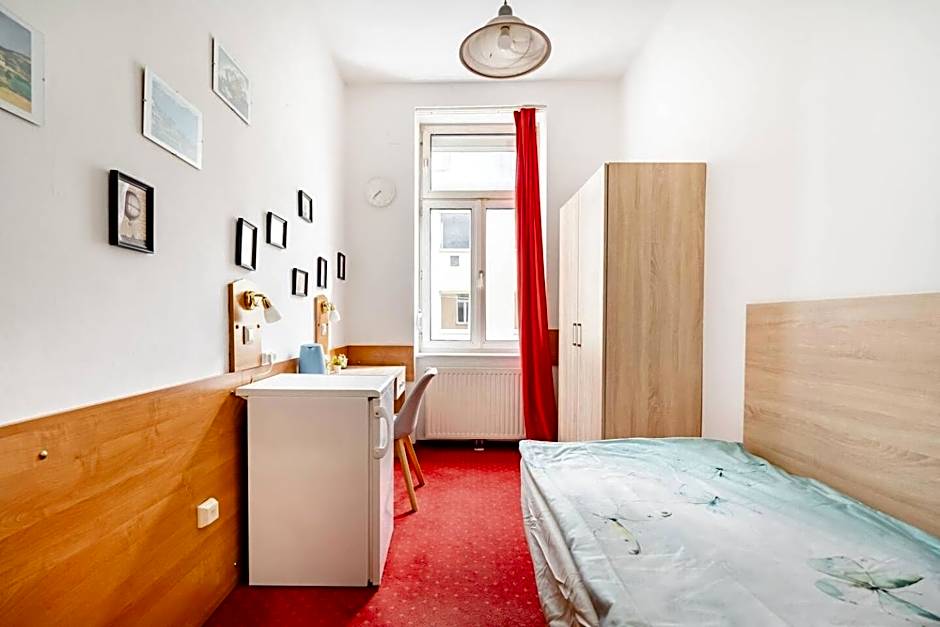 Very Central, 3 min to Metro