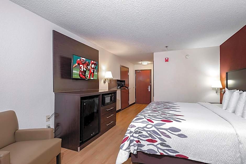 Red Roof Inn & Suites Dover Downtown