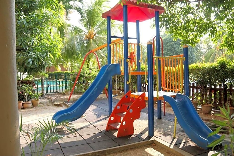 Kuah Town Service Suite Apartment @ Century Suria