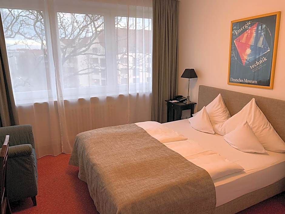 Hotel Nymphenburg City - München