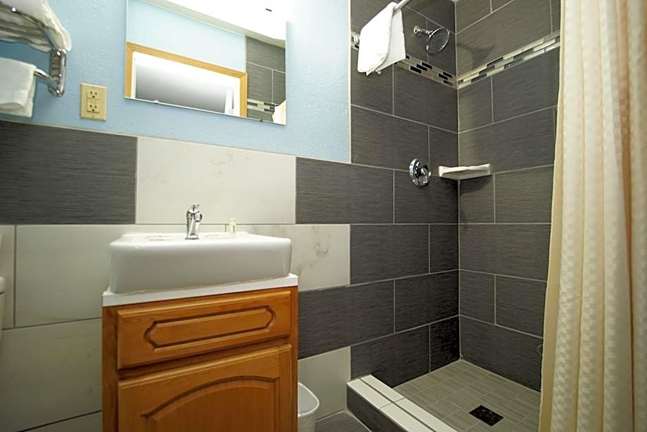 Royal Inn Hudson I-94