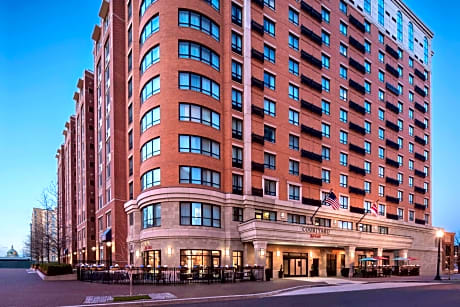 Courtyard by Marriott Washington Capitol Hill/Navy Yard