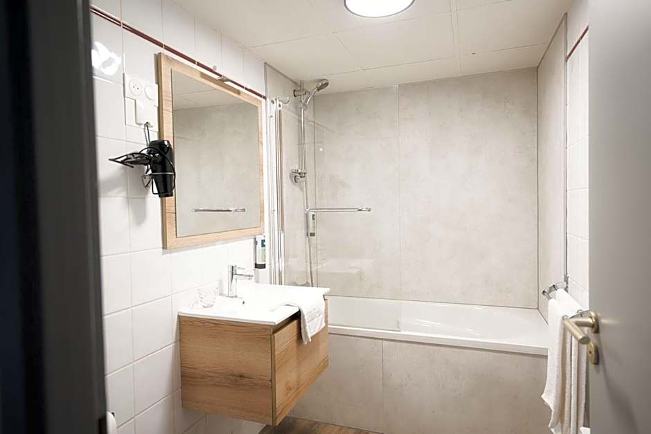 Logis Restaurant & Hôtel À la 12