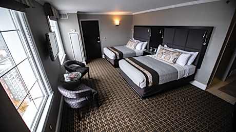 Standard Room with Two Queen Beds