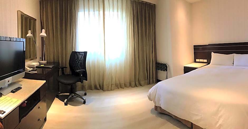 Young Soarlan Hotel - Tainan