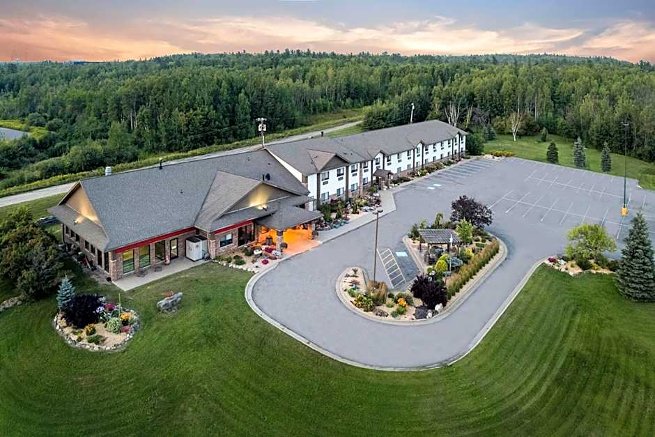 Super 8 by Wyndham Eveleth