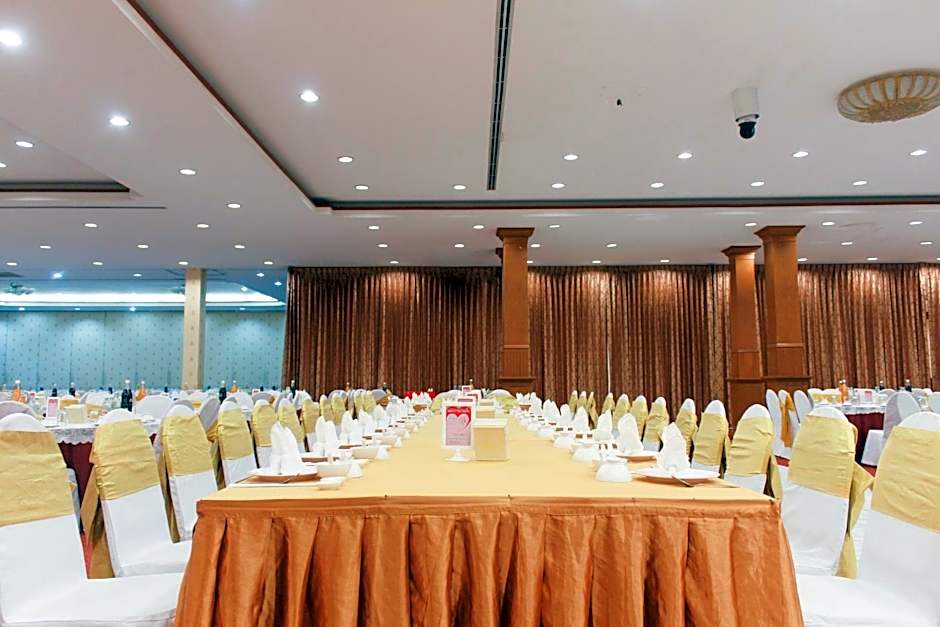 Chumphon Gardens Hotel