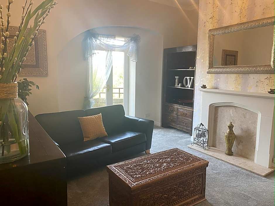 The Sitwell Arms Hotel