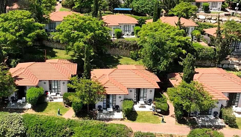 Shoresh Green Hills Hotel