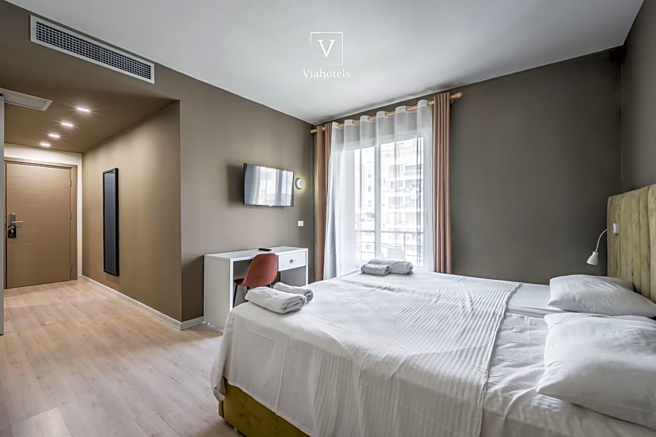 VH Eurostar Durres Hotel & Private Beach