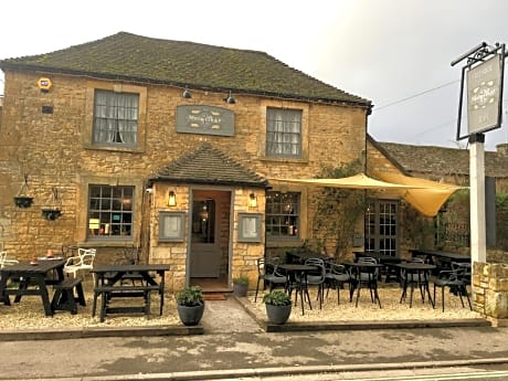 The Mousetrap Inn