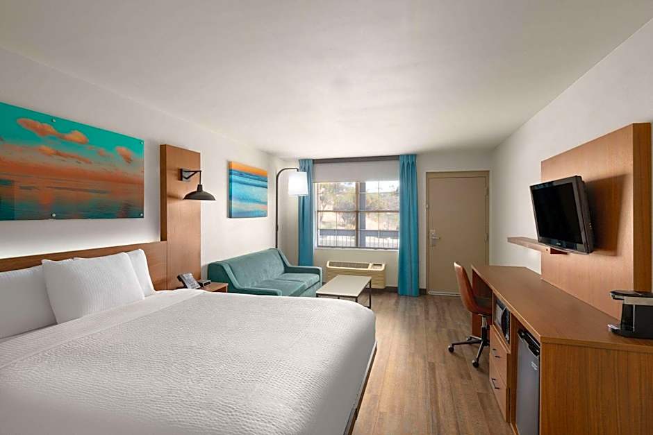 La Quinta Inn & Suites by Wyndham San Diego Scripps Poway