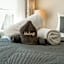Hananui Lodge and Apartments