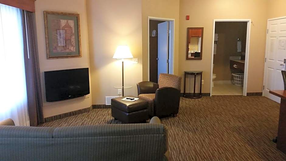 GrandStay Residential Suites Hotel - Eau Claire