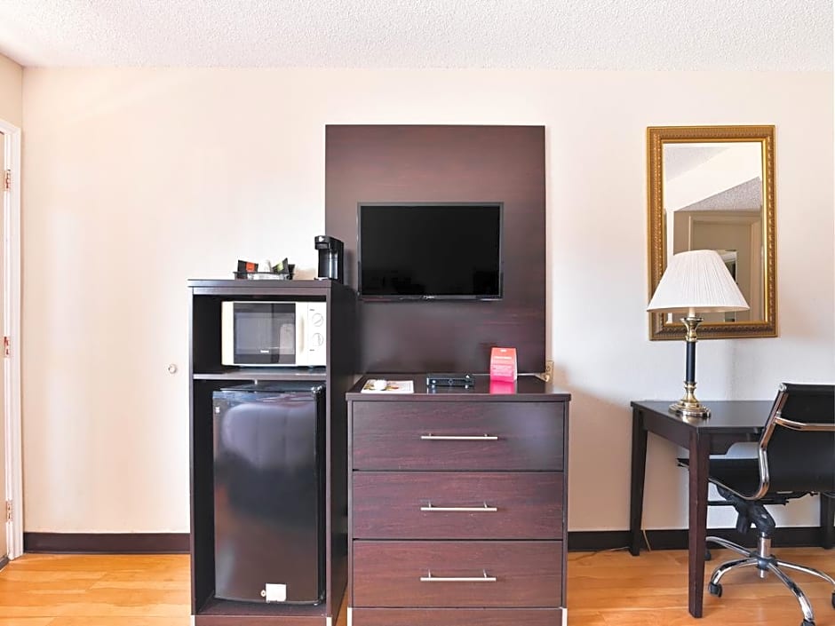 OYO Hotel Amarillo Downtown