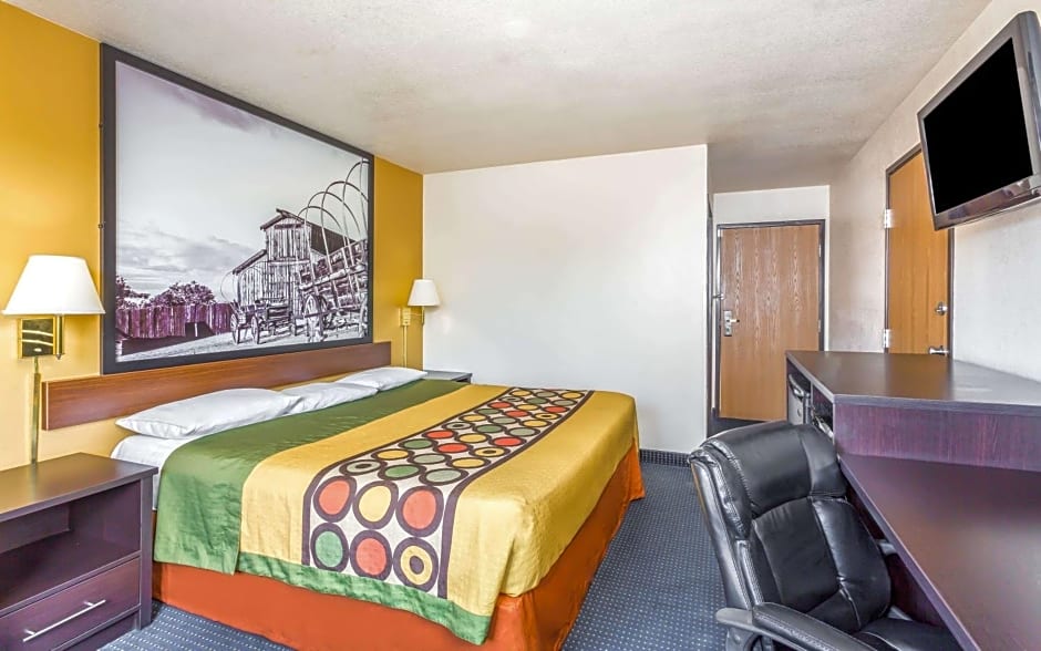 Super 8 by Wyndham - Mesa/Gilbert