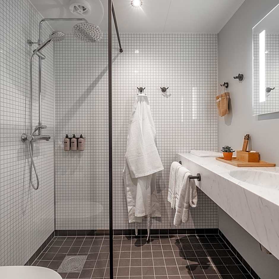 The Greenhouse Hotel