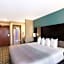 Quality Inn Galesburg near US Highway 34 and I-74