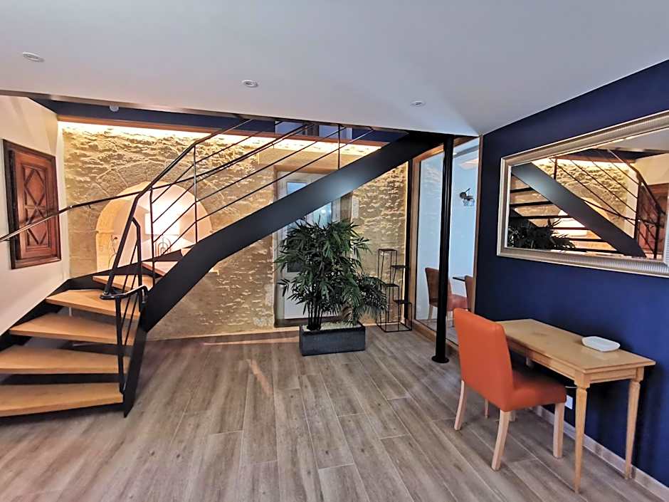 Domaine Jolidetour climatisé, piscine et tennis privés