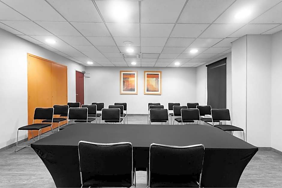 City Express by Marriott Celaya Parque