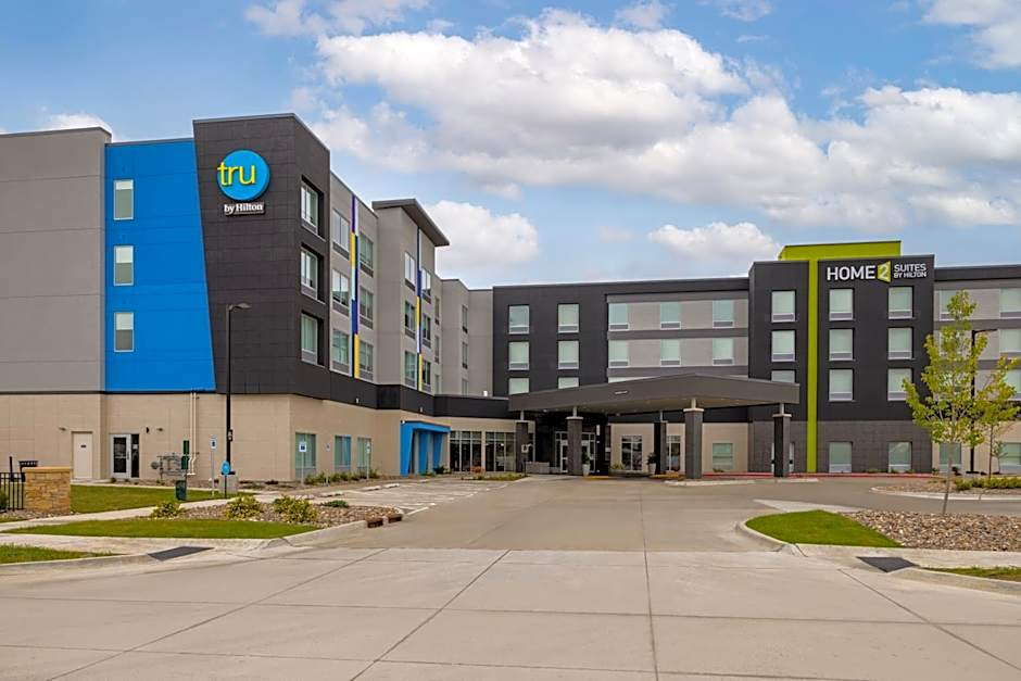 Tru by Hilton Ankeny