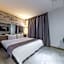 S& Hotel
