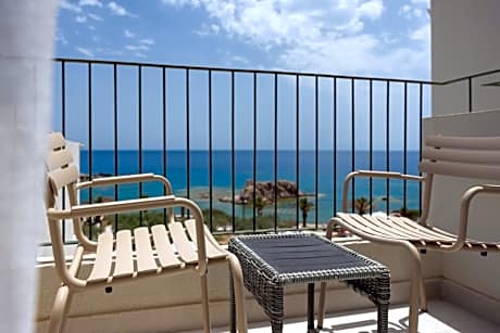 Double or Twin Room with Sea View