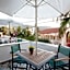 Notis Hotel