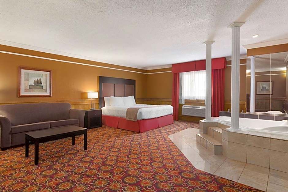 Travelodge by Wyndham Meadow Lake