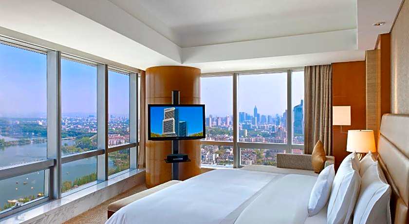The Westin Nanjing Xuanwu Lake
