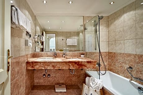 Family Room Standard