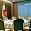 Zhangjiagang Guomao Hotel
