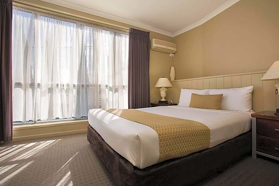 Comfort Inn On Raglan