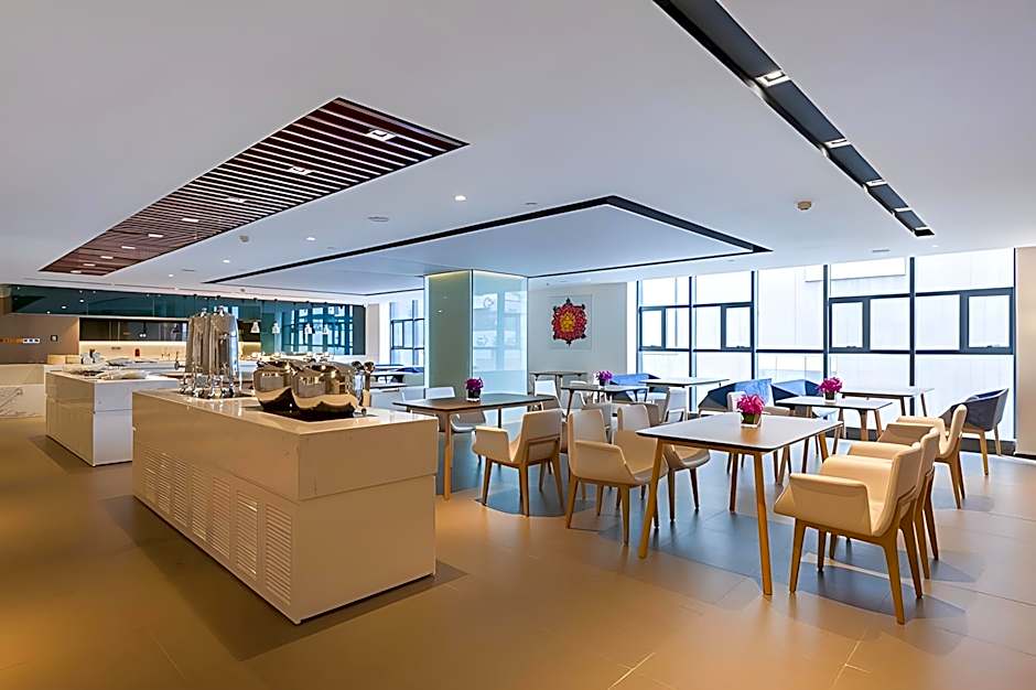 Minimax Premier Hotel Chengdu Citycenter – Chengdu, IL