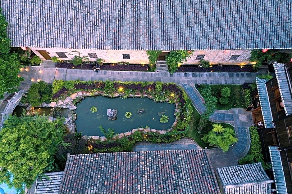 Yangshuo Ancient Garden Boutique Hotel-Free pick up from Airport or TS for 4 nights or more